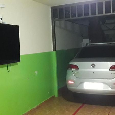 UberlândiaPousada Da Soniaアパートメント エクステリア 写真