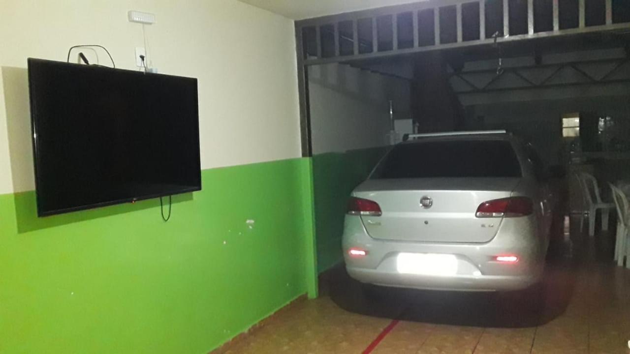 UberlândiaPousada Da Soniaアパートメント エクステリア 写真